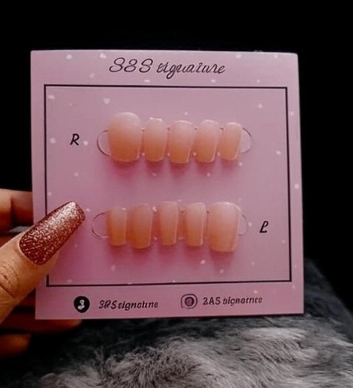 ✨ Peach Nude Glow – Press-On Nails ✨