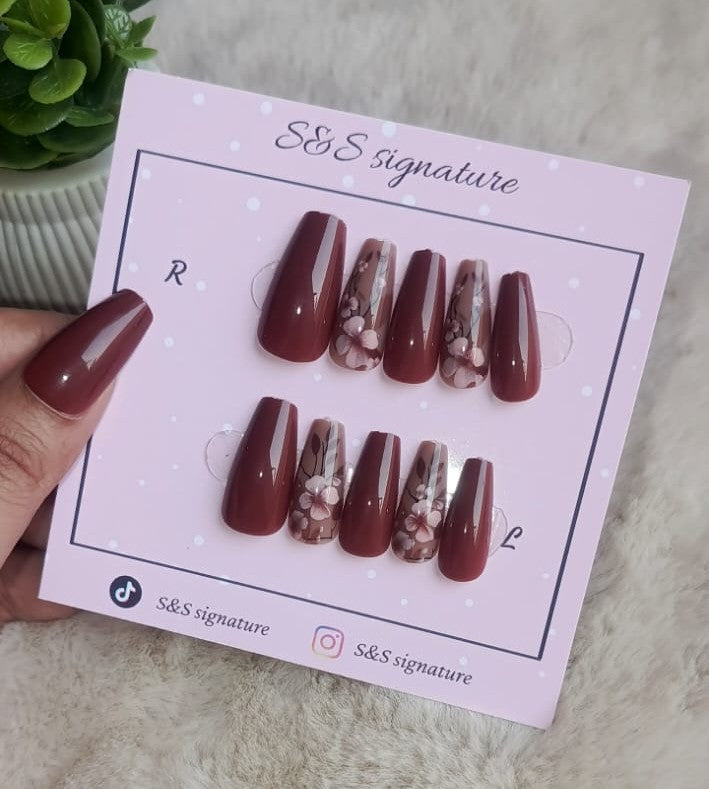 ✨ Wine Blossom Gloss – Press-On Nails ✨