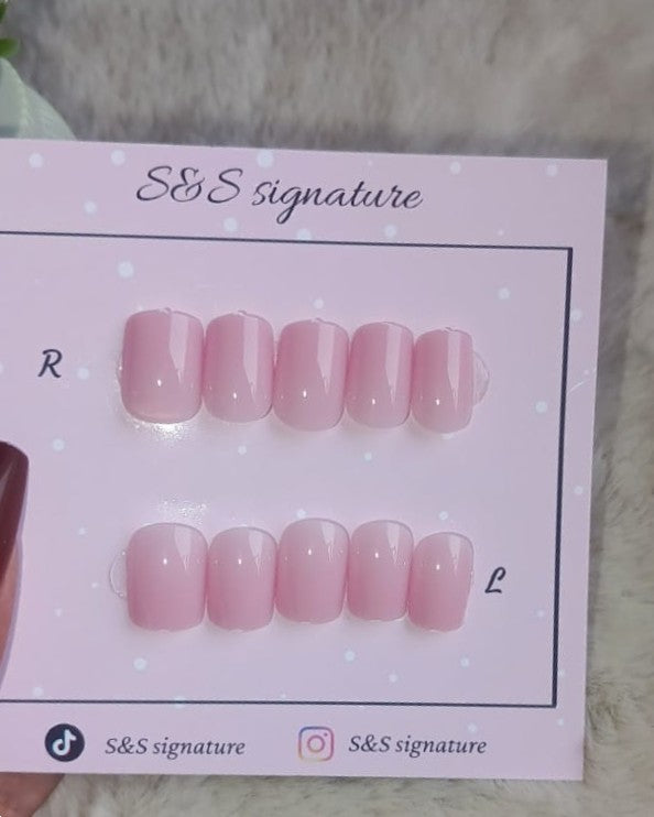 ✨ Baby Pink Gloss – Press-On Nails ✨
