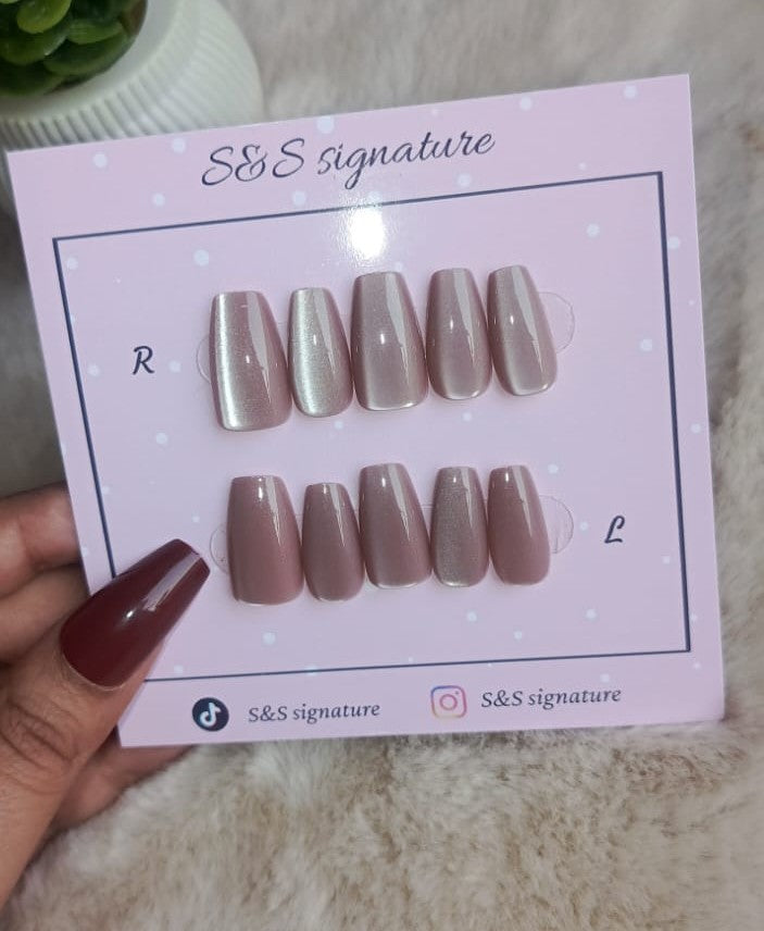 Nude Pearl Glow – Press-On Nails